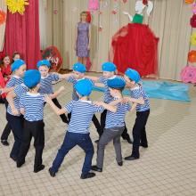 УТРЕННИК 8 МАРТА, ТАНЕЦ МОРЯКОВ